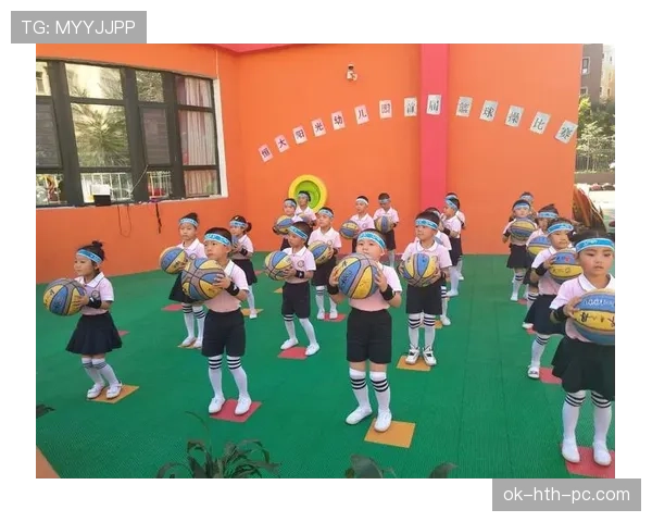篮球比赛中二次起跳规则的详细解析与判定标准
